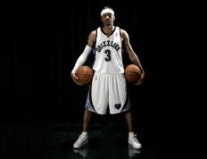 战术调整引爆全场！Doinb意外战胜SKT，观众掌声雷动