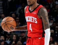 格林狂砍波尔津吉斯分，刷新队史纪录迎来新赛季高光！