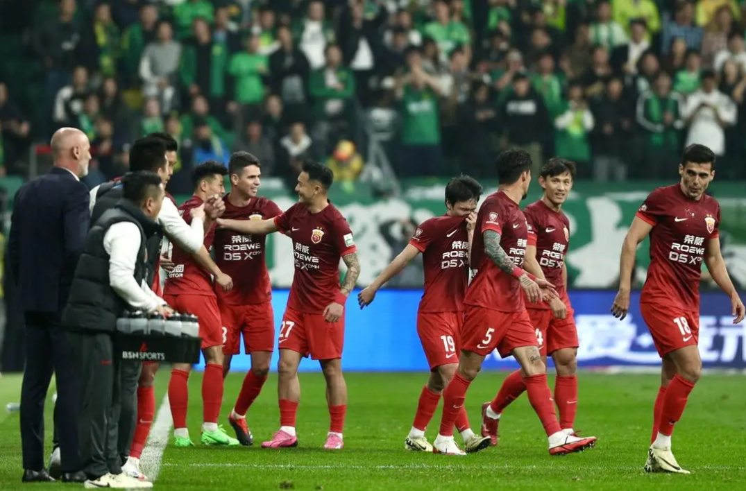 中超冲超热门球队浙江绿城强势反弹,大胜广州富力